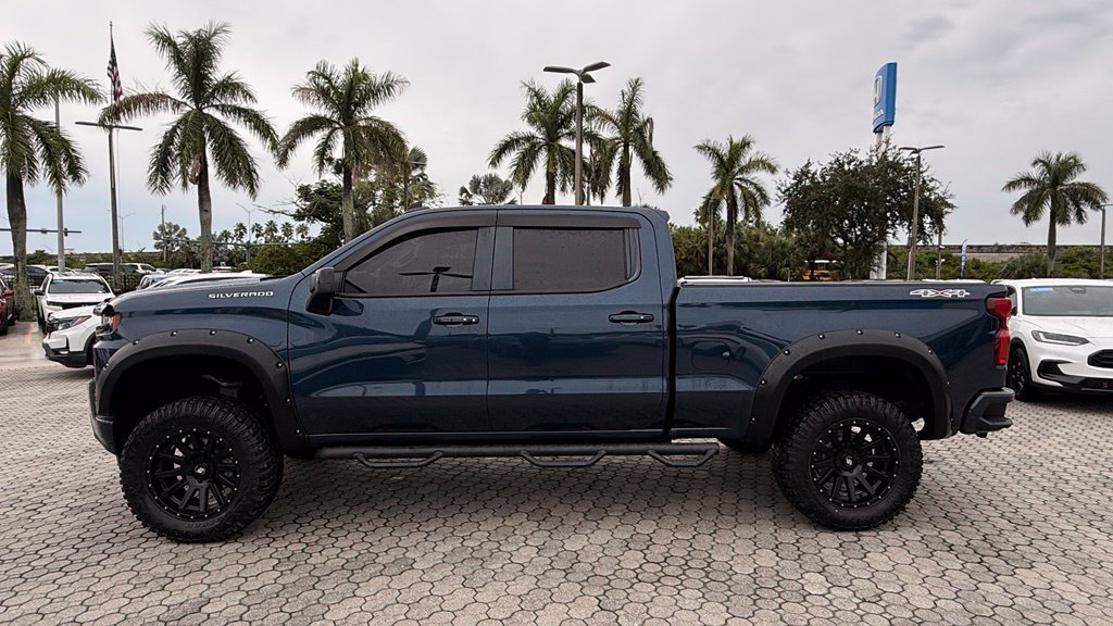 Used 2019 Chevrolet Silverado 1500 RST AWD/4WD image 3