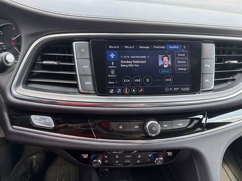 Used 2022 Buick Enclave Avenir w/ Trailering Package, 5000 lbs. AWD/4WD image 13