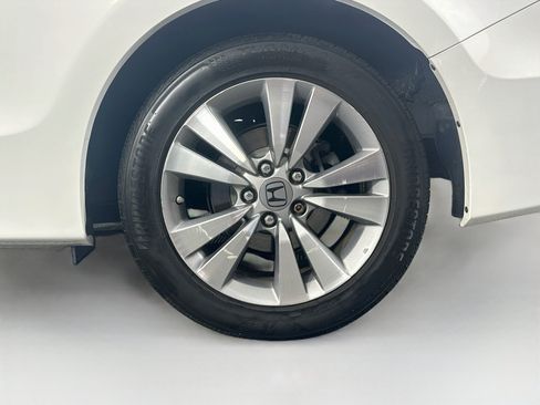 Used 2011 Honda Accord EX-L image 11