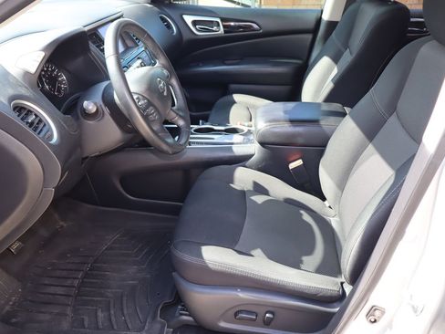 Used 2020 Nissan Pathfinder SV FWD image 15