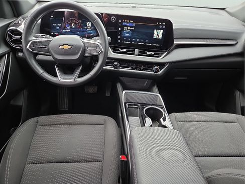 Certified 2025 Chevrolet Equinox LT FWD image 11