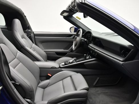 Certified 2023 Porsche 911 Targa 4S AWD/4WD image 47