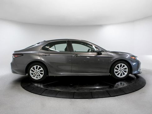 Used 2023 Toyota Camry LE FWD image 8