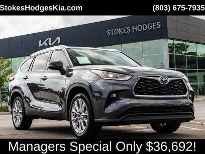 Used 2022 Toyota Highlander Limited