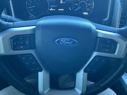 Used 2018 Ford F150 Lariat image 14