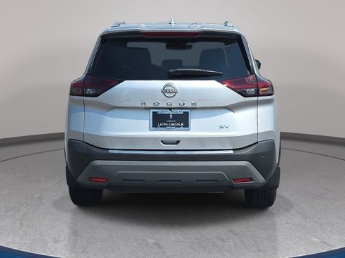 Used 2023 Nissan Rogue SV w/ SV Premium B Package FWD image 6