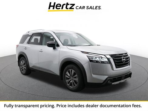Used 2025 Nissan Pathfinder SV FWD image 1