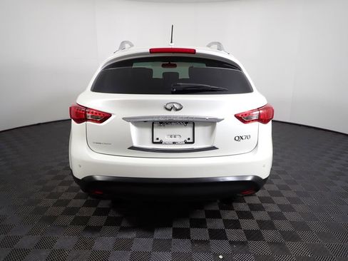 Used 2017 INFINITI QX70 AWD w/ Premium Package image 16