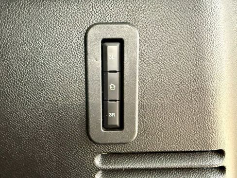 Used 2017 Lincoln Navigator L Reserve image 16