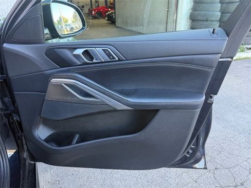 Used 2023 BMW X6 xDrive40i image 27