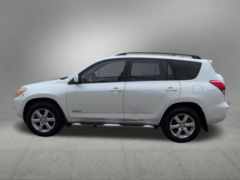 Used 2007 Toyota RAV4 Limited FWD image 3