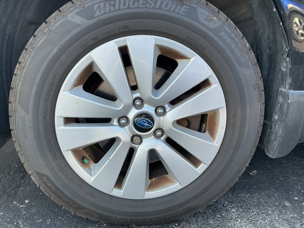 Used 2017 Subaru Outback 2.5i Premium AWD/4WD image 4