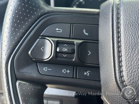 Used 2025 Toyota Tundra SR5 w/ SR5 Convenience Package AWD/4WD image 17