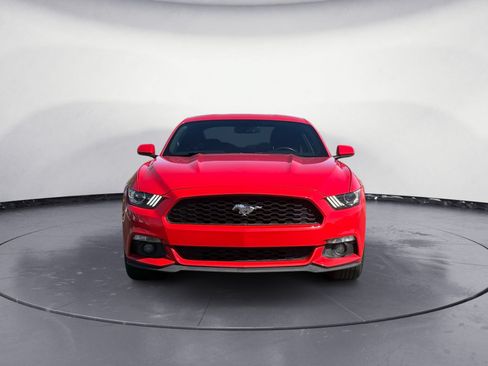 Used 2017 Ford Mustang Coupe RWD image 2