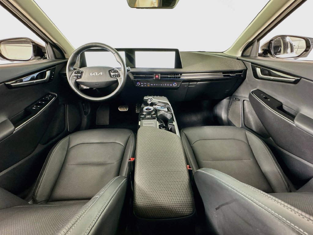 Used 2022 Kia EV6 GT-Line w/ First Edition Package AWD/4WD image 29