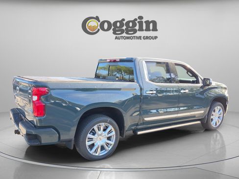 New 2026 Chevrolet Silverado 1500 High Country AWD/4WD image 5