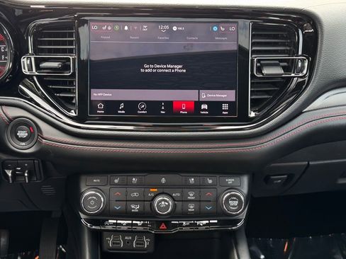Used 2024 Dodge Durango GT image 22