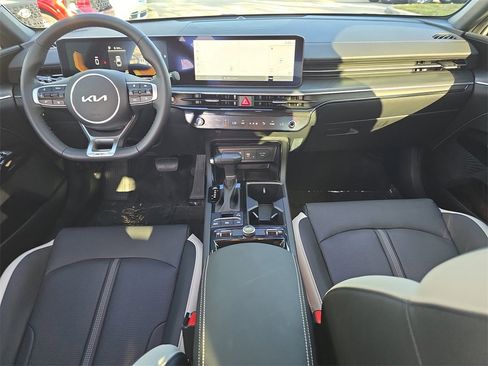 Used 2025 Kia K5 GT-Line image 10