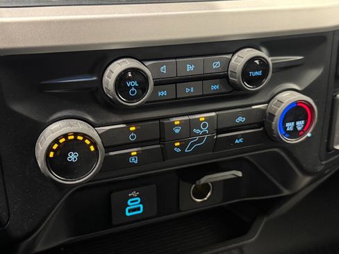 Used 2023 Ford F350 XL w/ Snow Plow Prep Package image 29