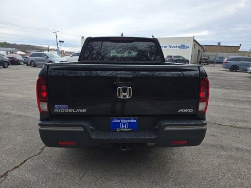 Used 2020 Honda Ridgeline Sport image 4