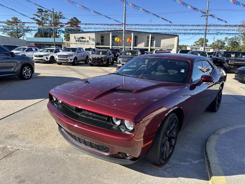 Certified 2022 Dodge Challenger SXT w/ Blacktop Package image 3