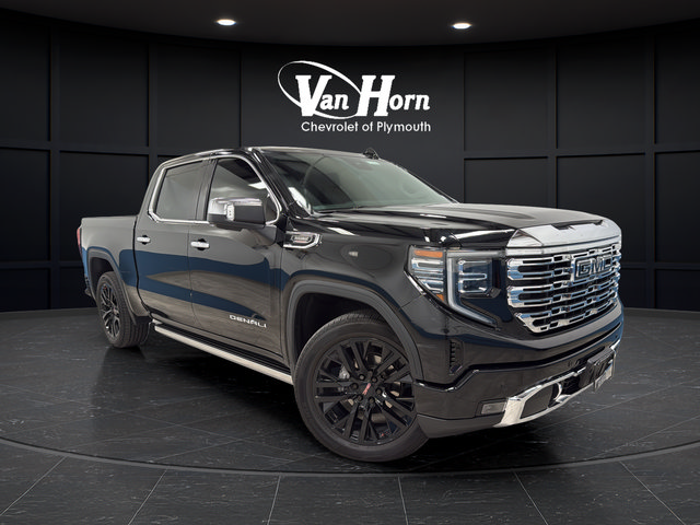 Used 2023 GMC Sierra 1500 Denali w/ Denali Reserve Package AWD/4WD image 1