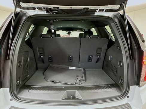 New 2026 Chevrolet Tahoe LS image 28