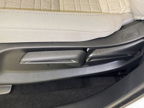 New 2027 Honda HR-V LX image 20