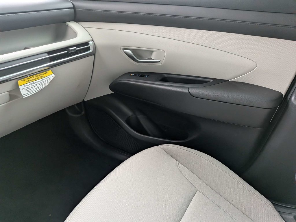 Used 2026 Hyundai Tucson SE FWD image 21