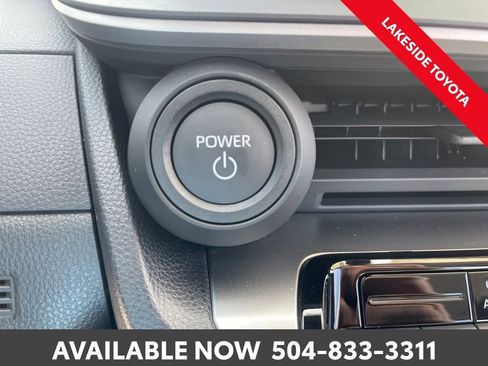 Certified 2025 Toyota Prius LE image 33