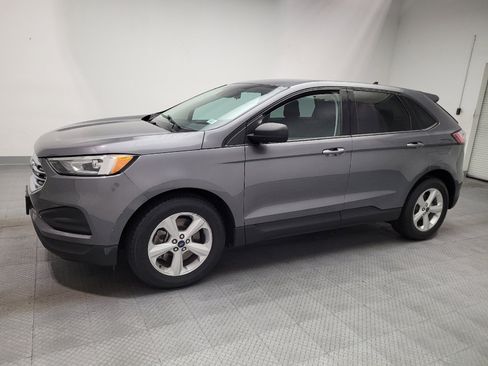 Used 2021 Ford Edge SE FWD image 2