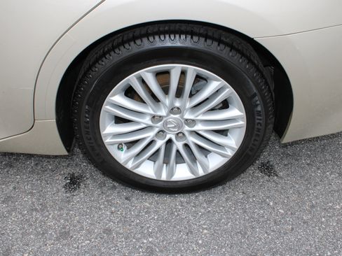 Used 2016 Lexus ES 350 w/ Premium Package w/Wood Trim image 11