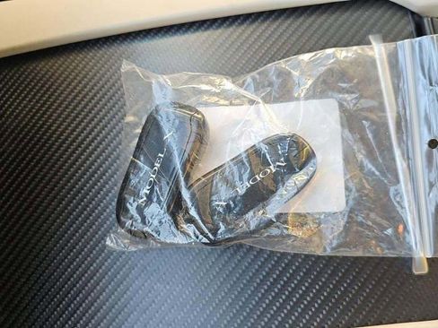 Used 2017 Tesla Model X 75D image 16