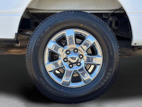 Used 2014 Ford F150 XLT w/ Equipment Group 302A Luxury AWD/4WD image 10