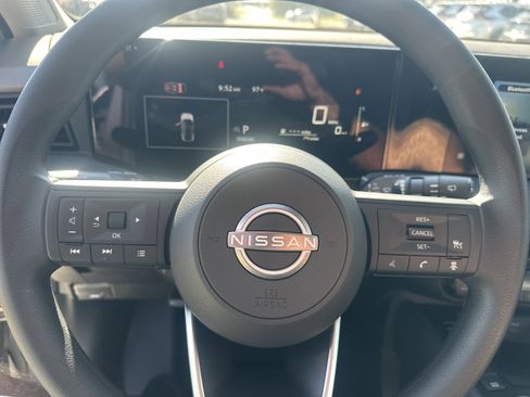 New 2026 Nissan Kicks SV image 18