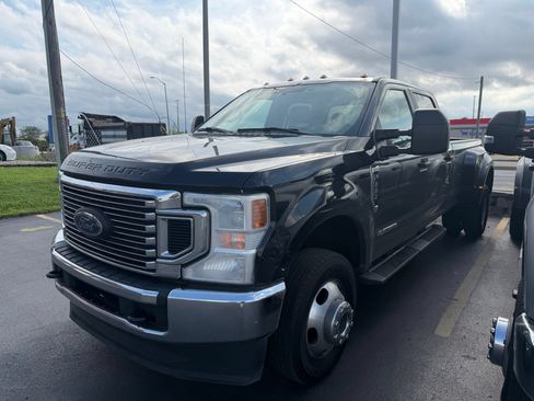 Used 2021 Ford F350 XL w/ STX Appearance Package AWD/4WD image 2