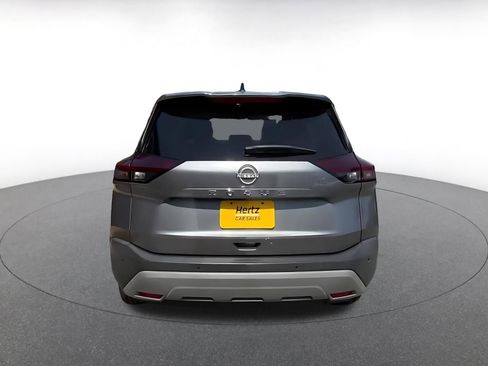 Used 2023 Nissan Rogue S FWD image 12