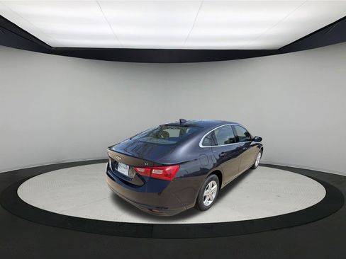 Used 2023 Chevrolet Malibu LT FWD image 7