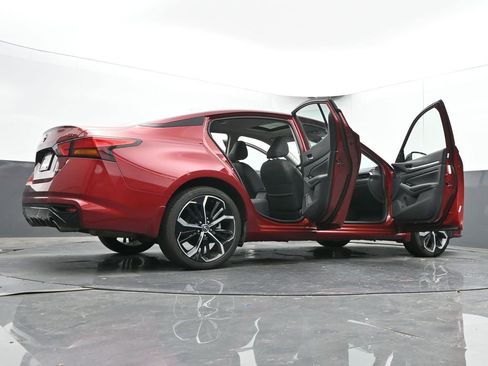 Used 2024 Nissan Altima 2.5 SR w/ SR Premium Package image 77