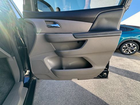 Used 2016 Honda Odyssey SE image 28