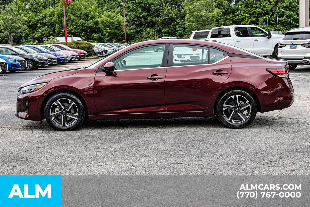 Used 2024 Nissan Sentra SV FWD image 8
