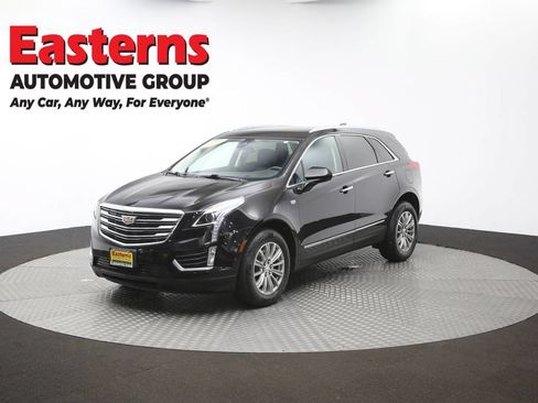 Used 2018 Cadillac XT5 Luxury w/ Driver Awareness Package AWD/4WD image 58