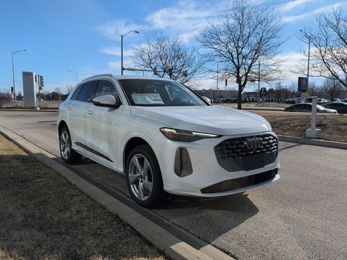 New 2025 Audi Q5 Premium Plus image 28