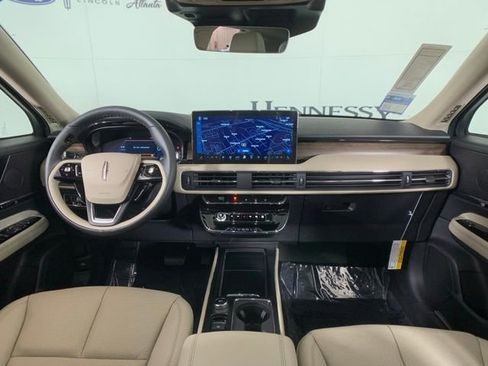 New 2025 Lincoln Corsair Grand Touring w/ Equipment Group 302A AWD/4WD image 33