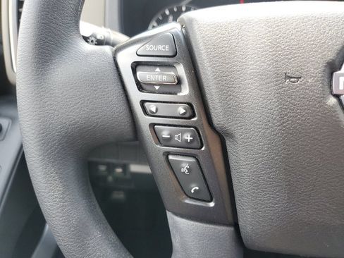 Used 2024 Nissan Frontier SV AWD/4WD image 24