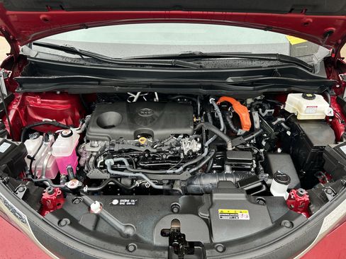 Certified 2025 Toyota Sienna LE w/ LE Plus Package AWD/4WD image 13