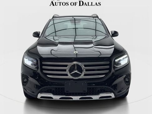 Used 2025 Mercedes-Benz GLB 250 4MATIC image 3