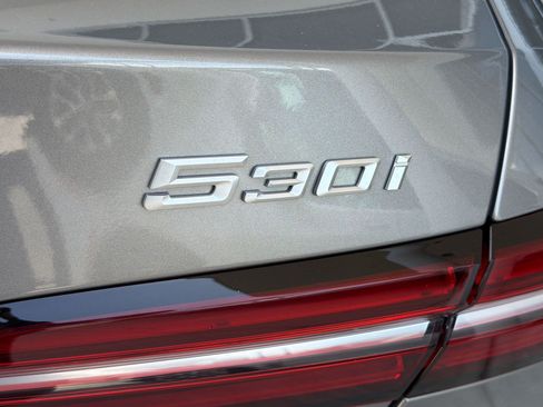 Used 2026 BMW 530i RWD image 32