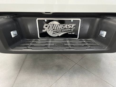 Used 2026 Nissan Frontier PRO-4X AWD/4WD image 41