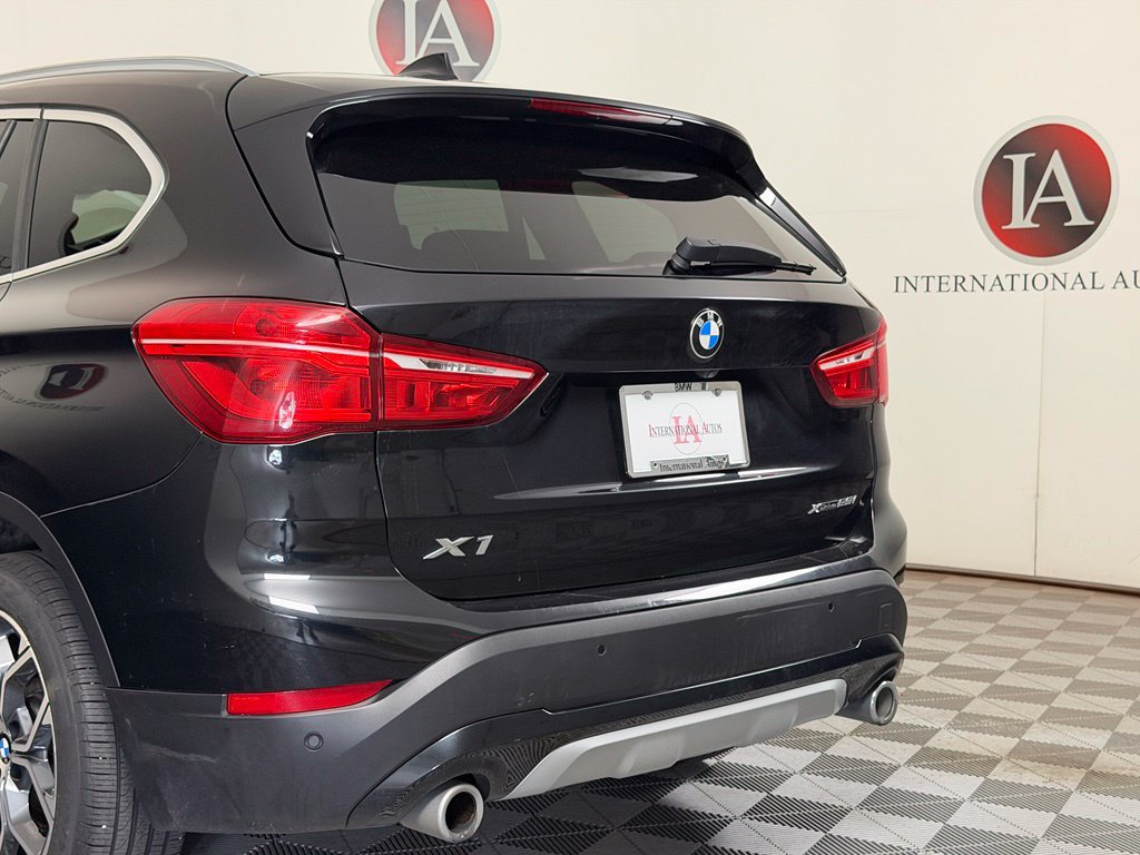 Used 2022 BMW X1 xDrive28i AWD/4WD image 10